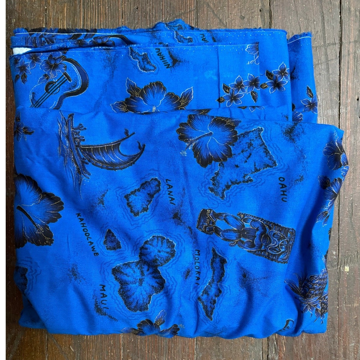 Vintage Hawaiian Novelty Fabric 5.3 Yards Blue Gold Tiki Map Hibiscus