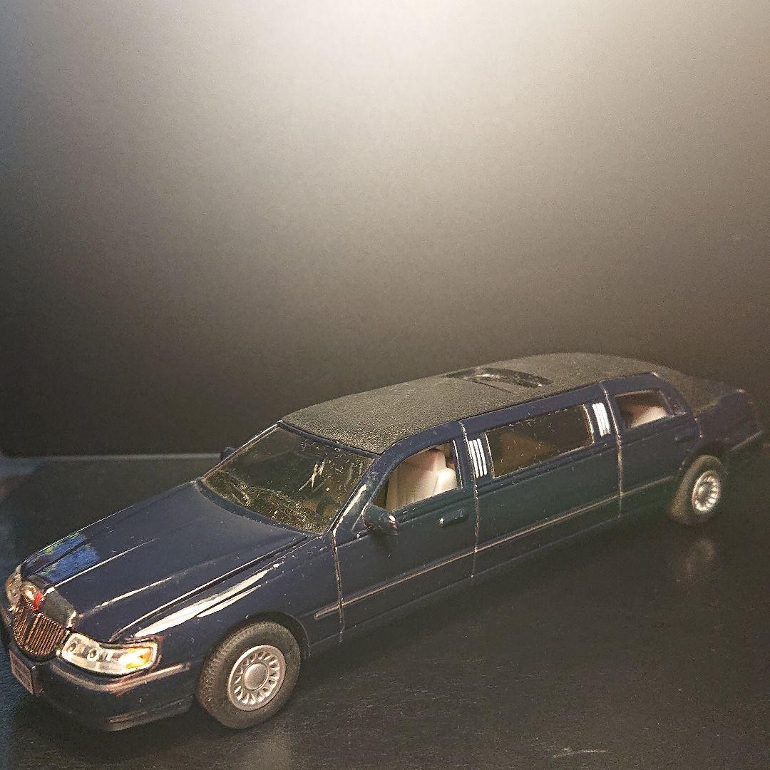 [KINSMART] 1999 Lincoln Town Car Limousine 0103