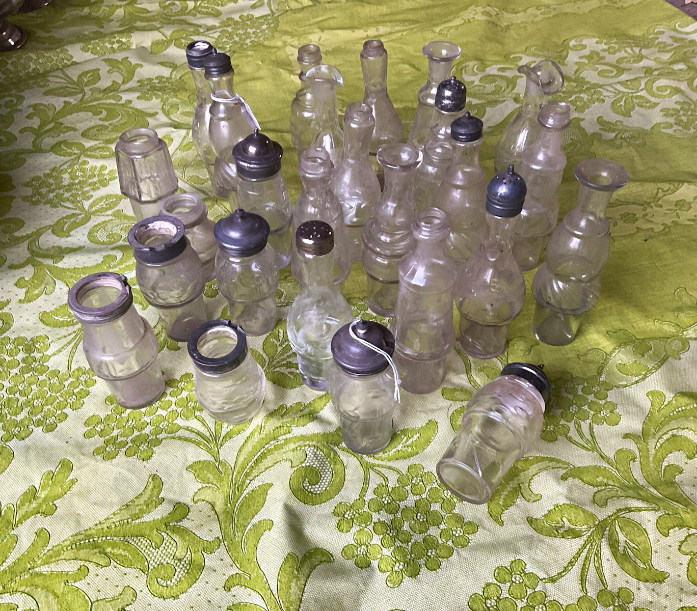 LOT OF 26 CRYSTAL / ETCHED GLASS CRUET SET BOTTLES