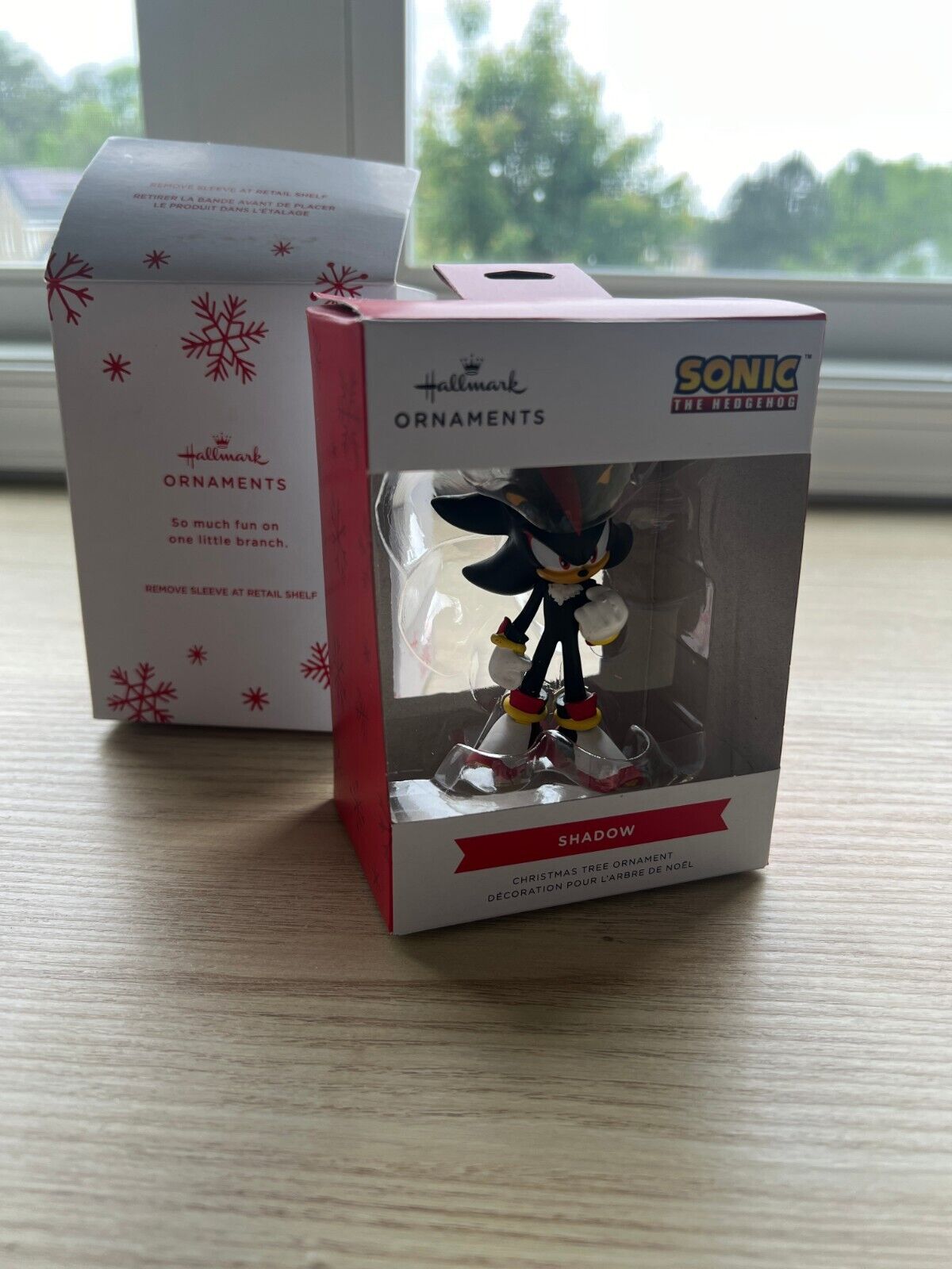 Hallmark Sega Sonic the Hedgehog Shadow Boxed Christmas Ornament NEW