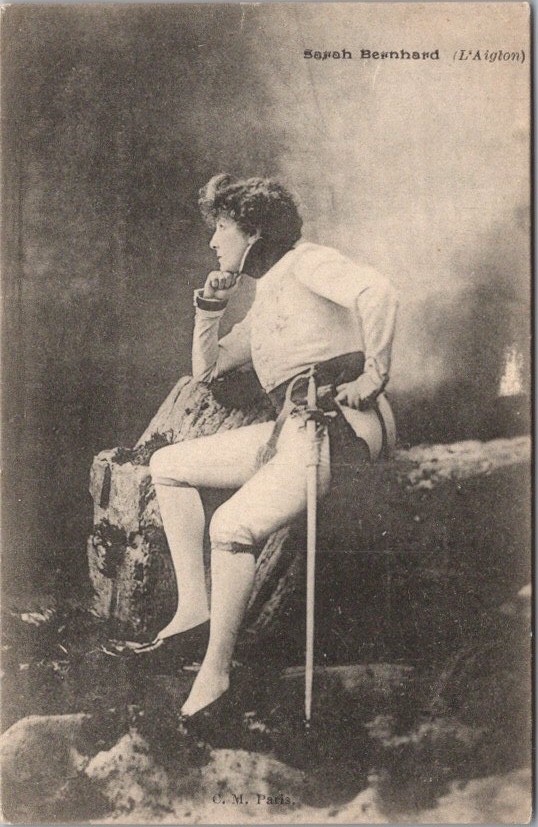 Vintage 1910s SARAH BERNHARDT Postcard \