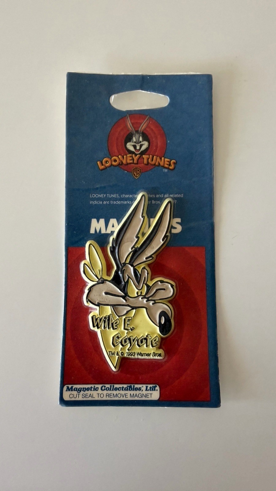 VTG 1993 Wille E Coyote Refrigerator Magenet Looney Runes Warner Bros Collection