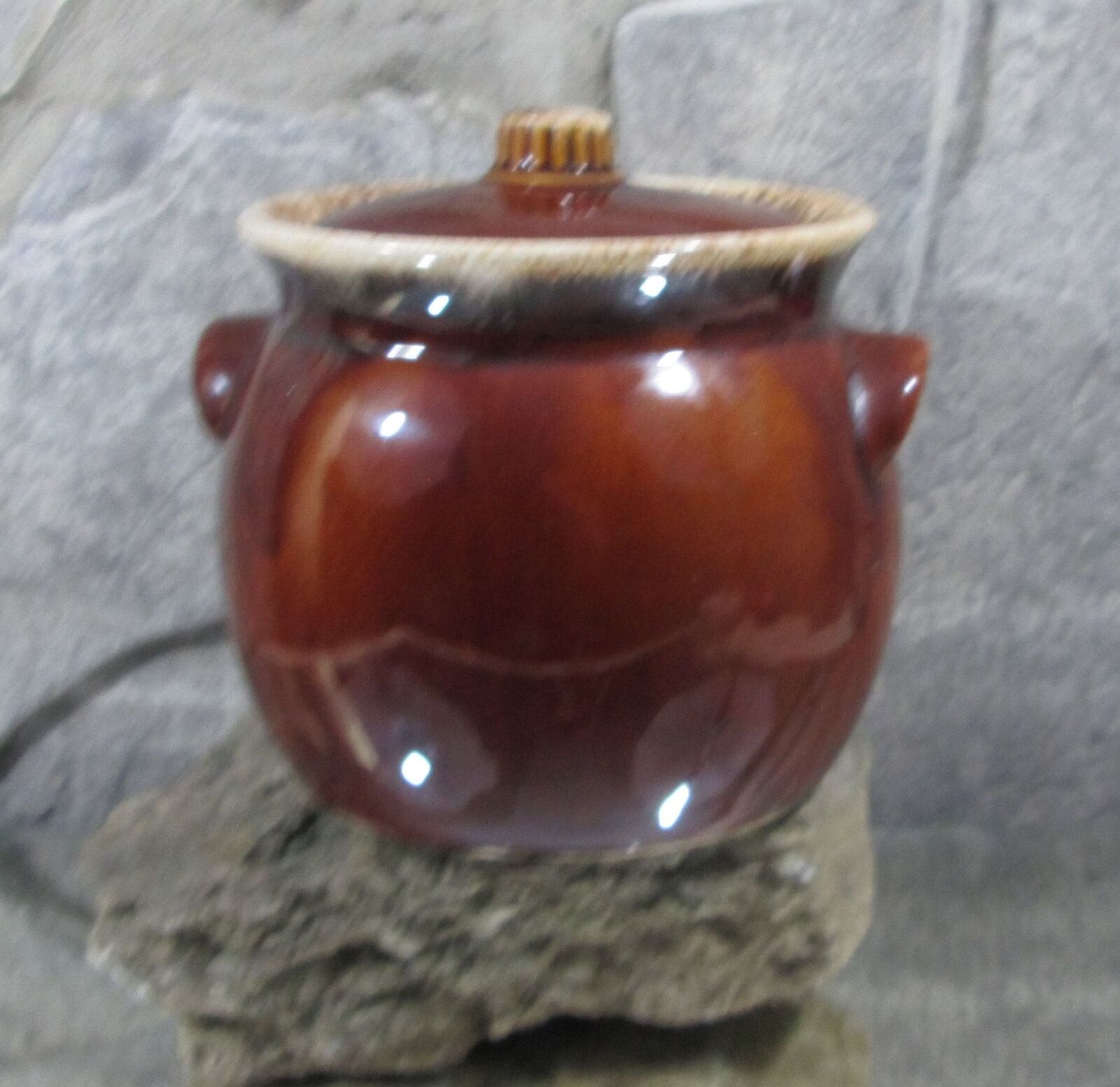 Vintage Hull Pottery Brown Drip Glaze Bean Pot Cookie Jar