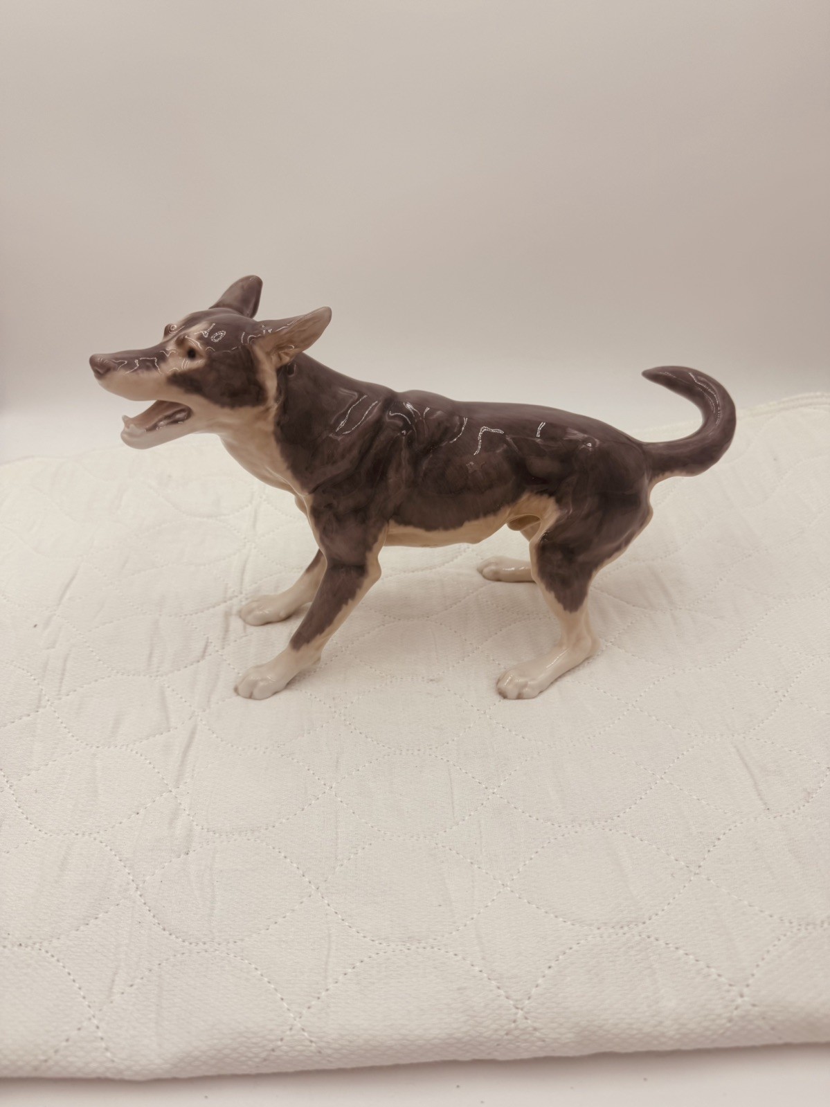 Bing & Grøndahl, porcelain figurine of Happy German Shepherd Dog 7.5” high 
