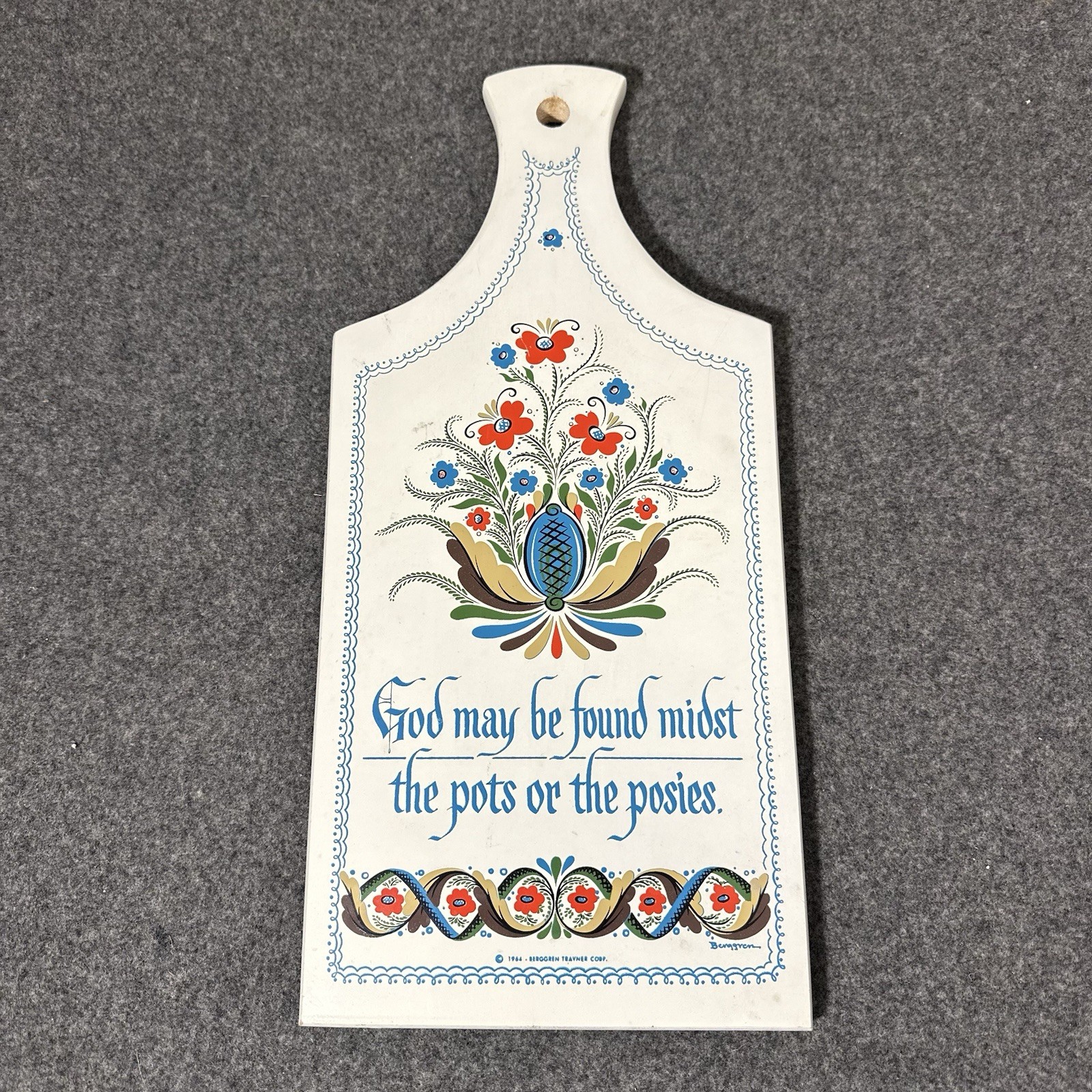 Vintage Berggren Trayner Swedish Rosemaling Wood Cutting Board Wall Plaque 1960s