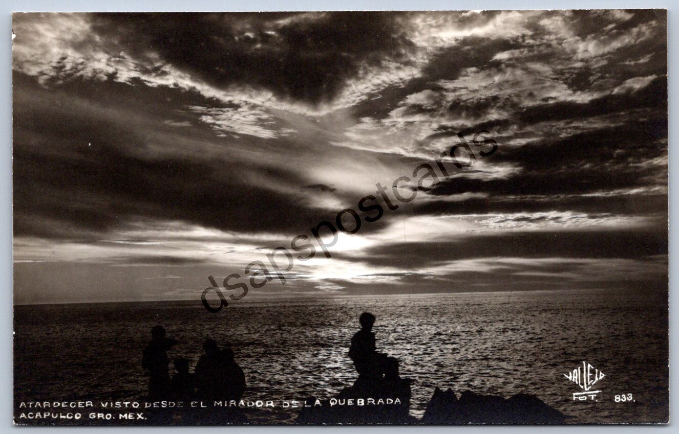 MS1/ Acapulco Mexico RPPC Postcard c1940s Visto El Mirador Dela Quebrara 30
