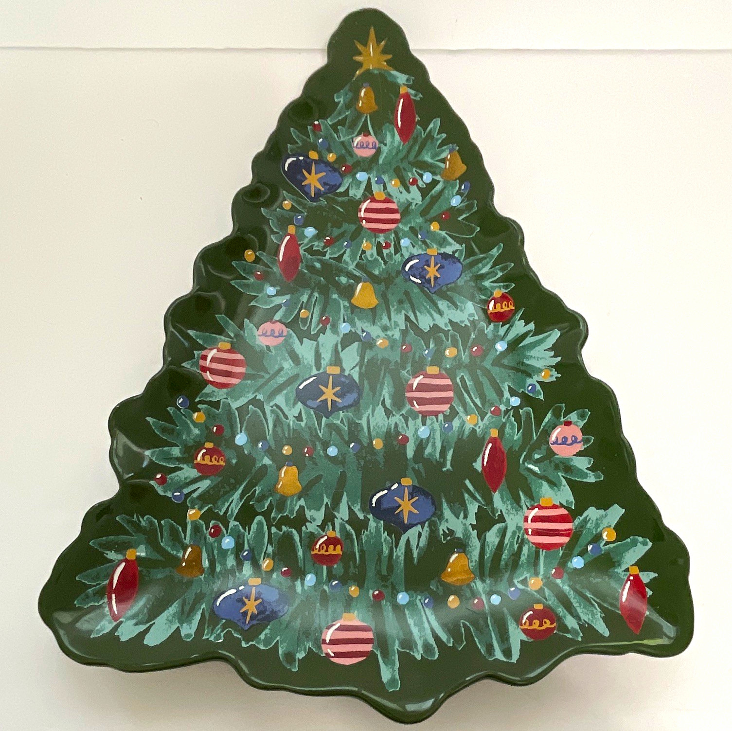 Large Threshold Christmas Tree Shaped Green Stoneware Serving Plate 15 x 10\