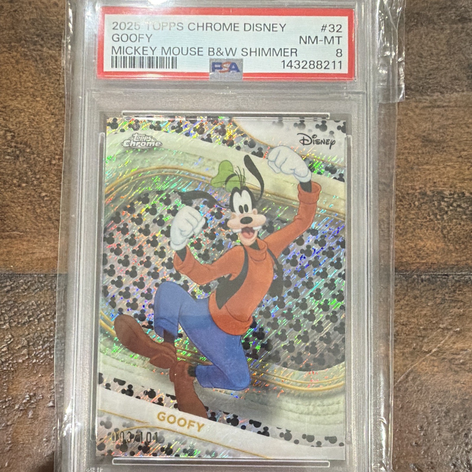 Topps 2025 Topps Chrome Disney Goofy #32 Mickey Mouse B&W Shimmer /101 PSA 8