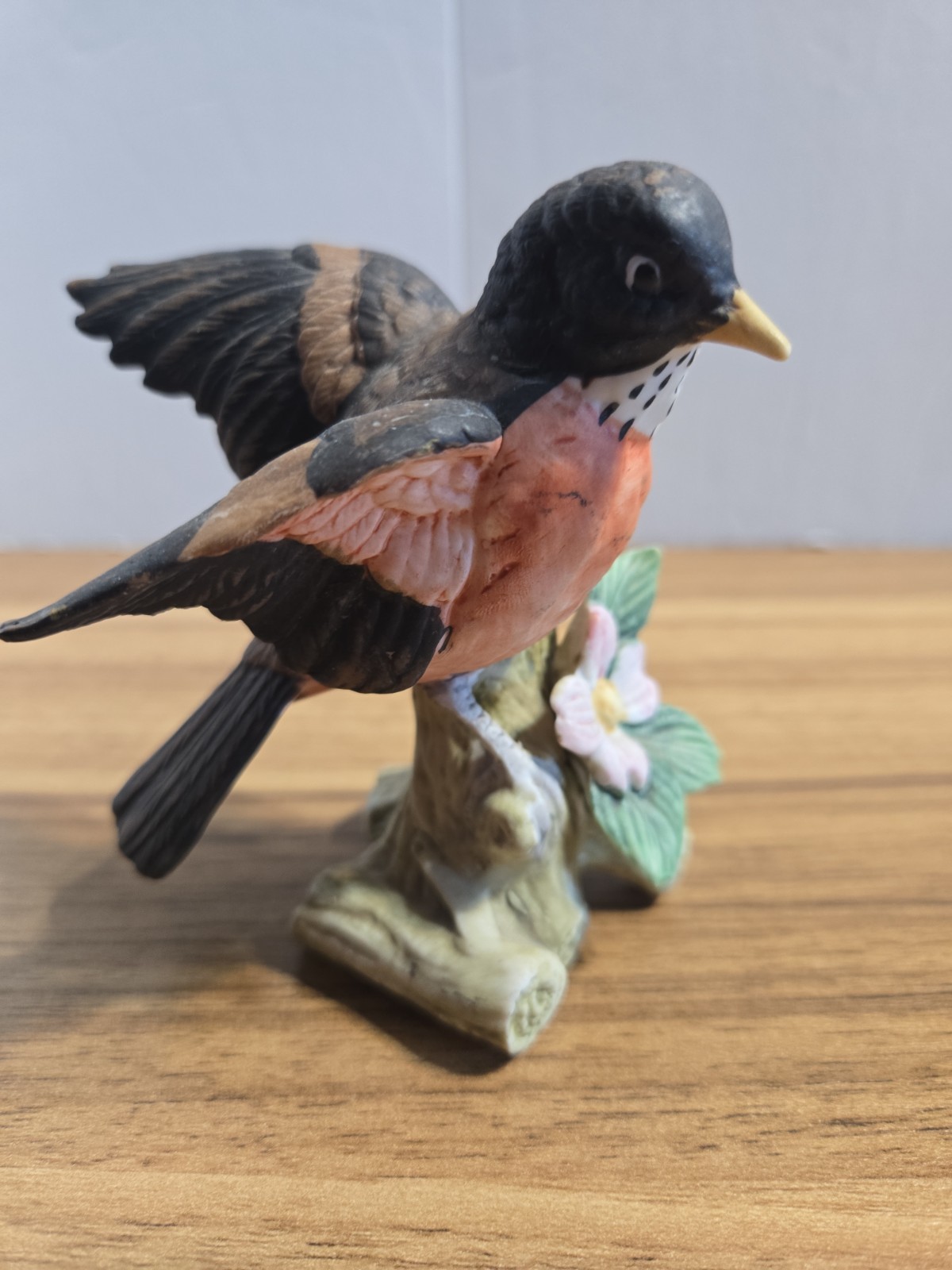 Lefton Vintage Handpainted Bird Figurine #01265