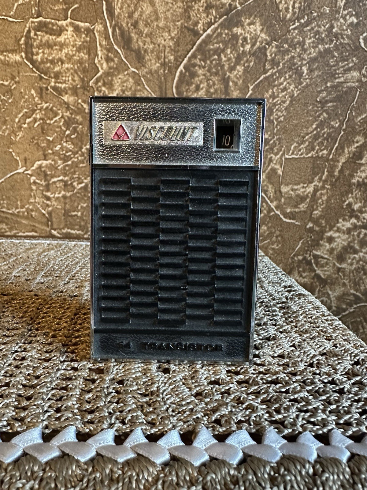 Vintage 1960s Viscount 14 Transistor AM Pocket Radio Taiwan Working