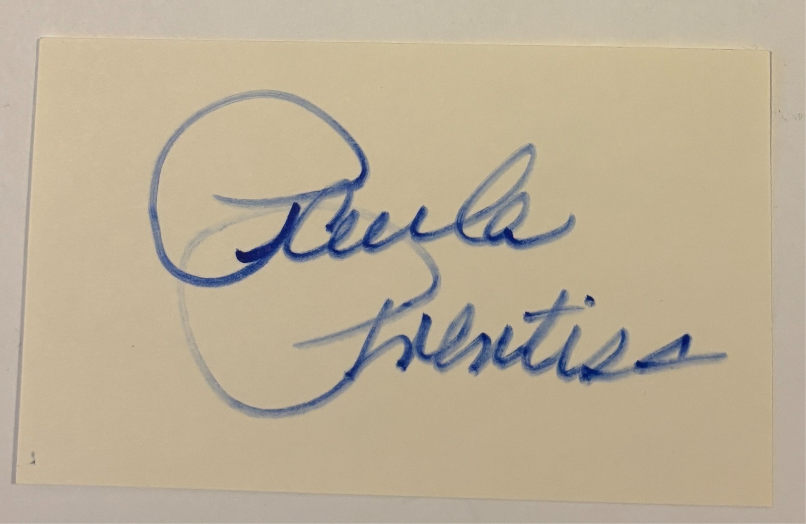 Paula Prentiss Autograph on 3 x 5 index card -
