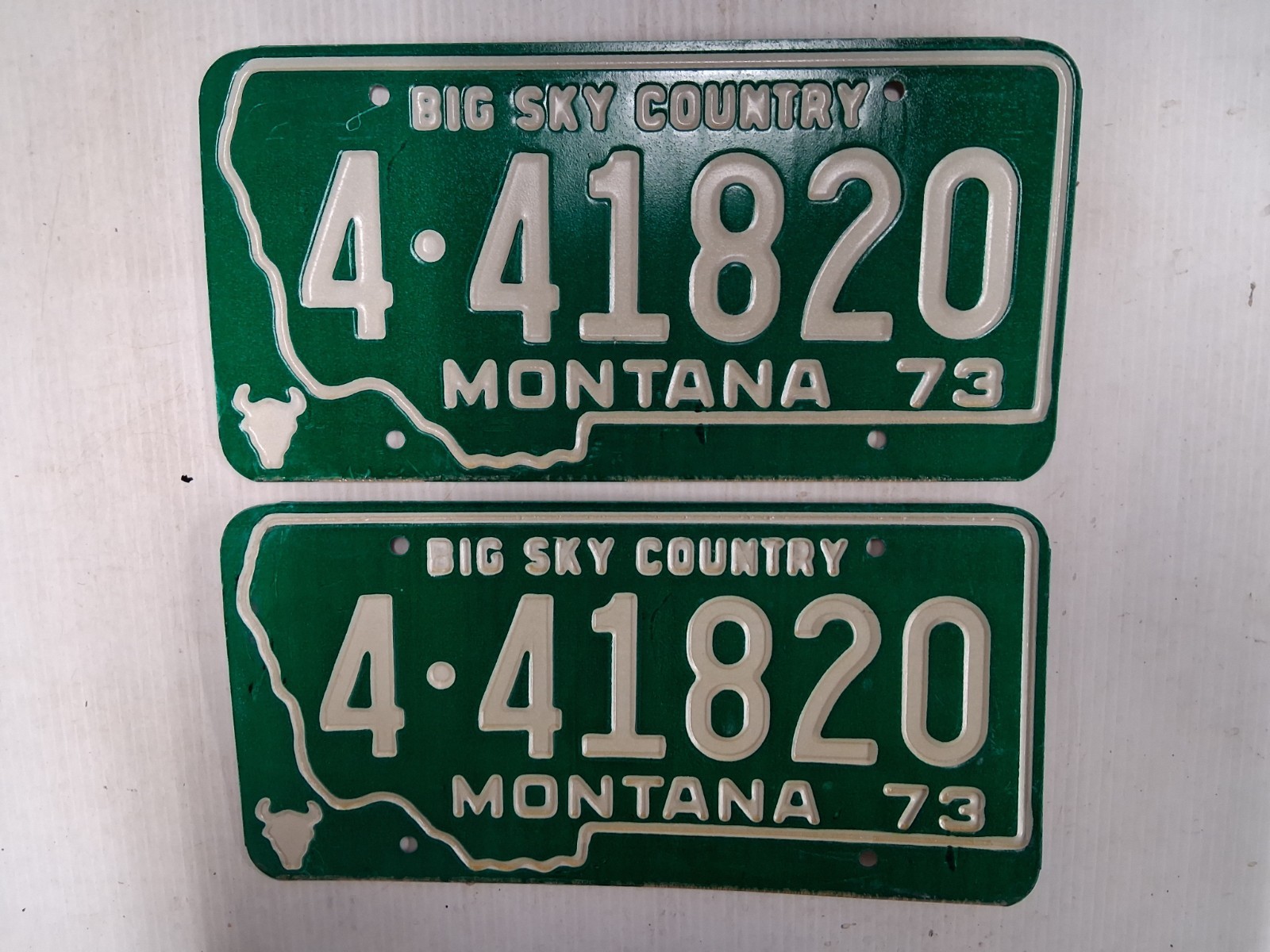 PAIR 1973 Montana   License Plate Tag NOS Missoula County
