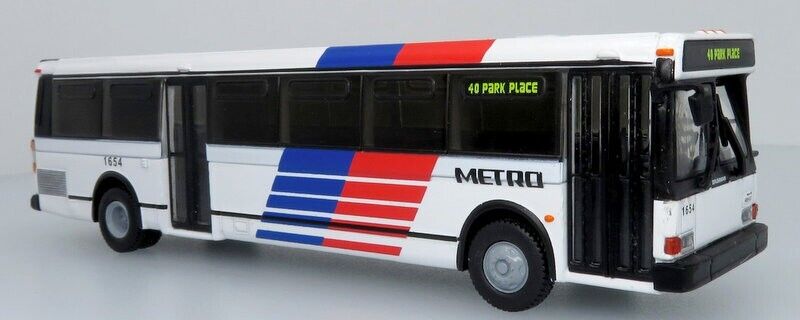 Iconic Replicas 1:87 1980 Grumman 870 Transit Bus: Houston METRO