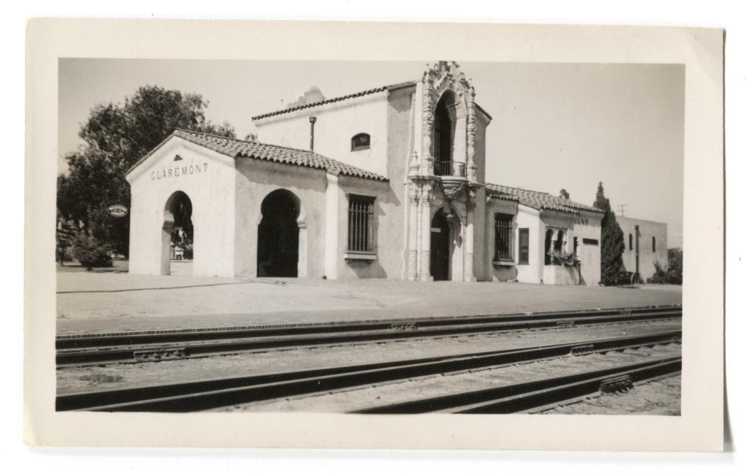 Photo Snapshot Santa Fe Railroad Station Claramont CA 