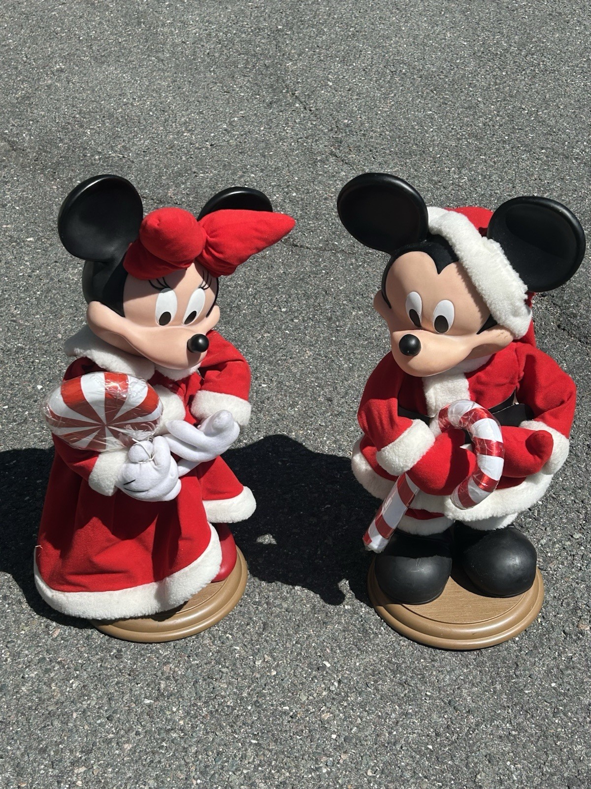 1996 Vtg Christmas Mickey Mouse & Minnie Mouse Holiday Figures 17\