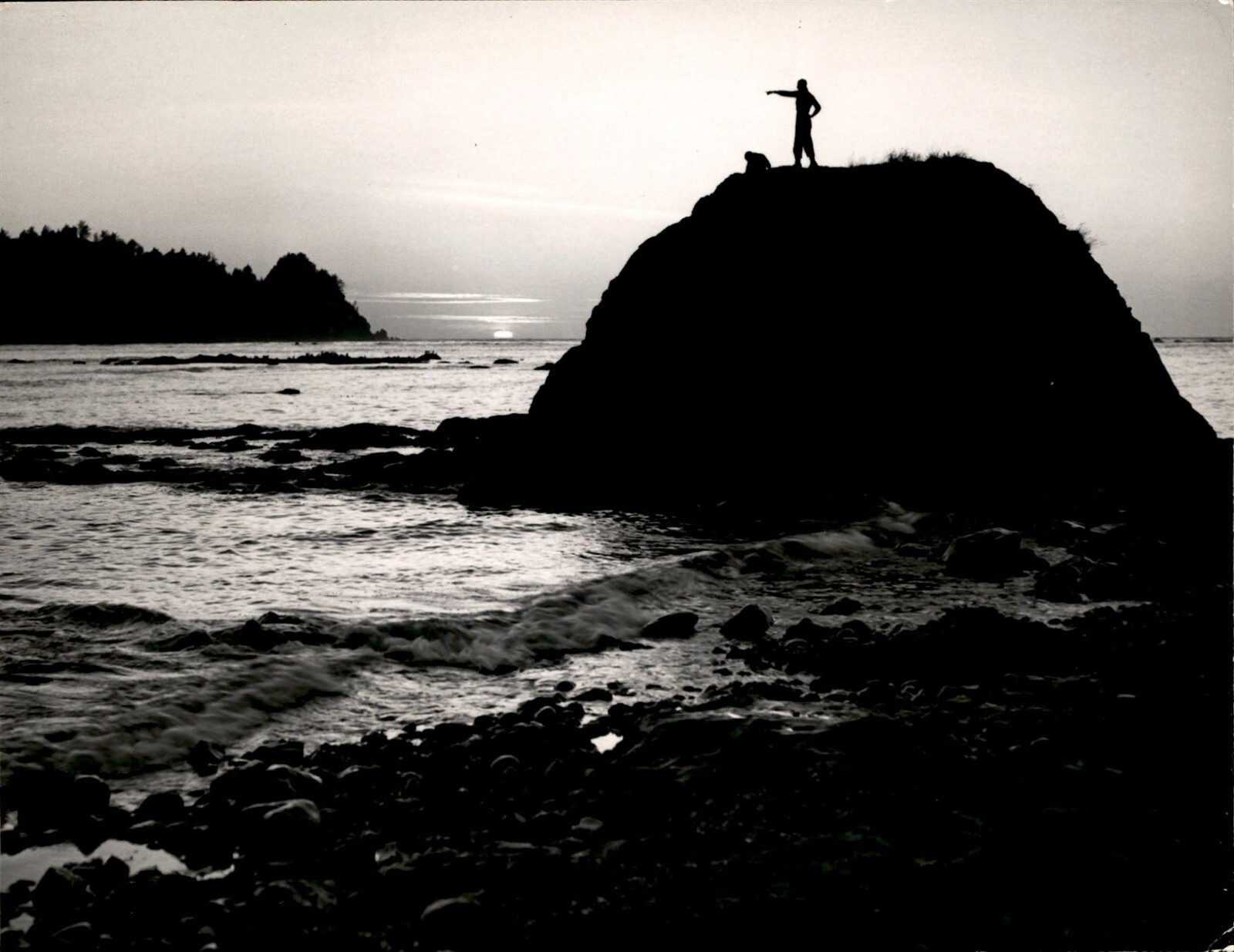 LD379 1960 Original Photo TIP OF CAPE ALAVA CANNONBALL ISLAND CAPE FLATTERY LD379 1960 Original Photo TIP OF CAPE ALAVA CANNONBALL ISLAND CAPE FLATTERY