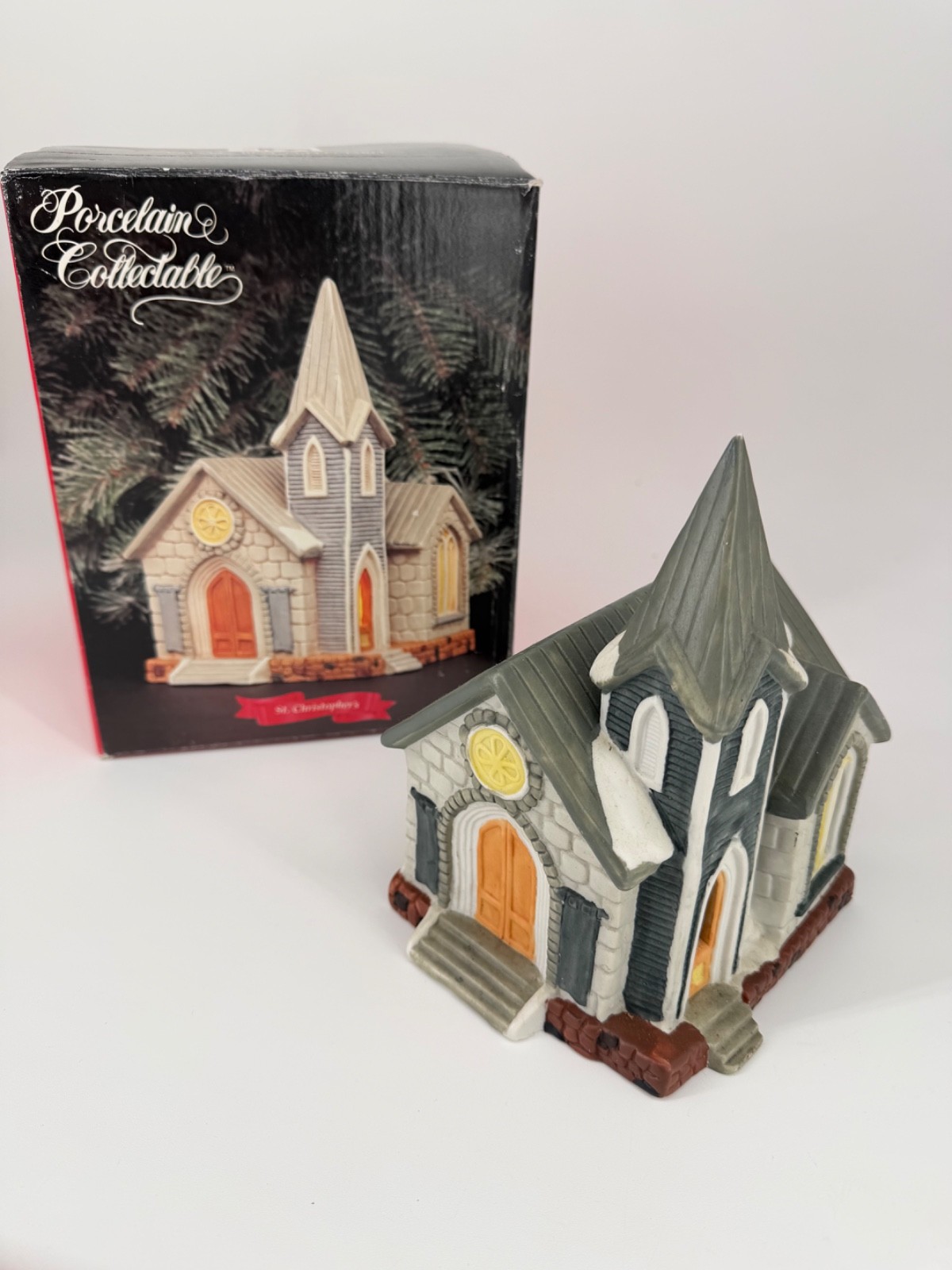 VTG Santa\'s Best Spirit of America Porcelain House St. Christopher\'s Church 1993
