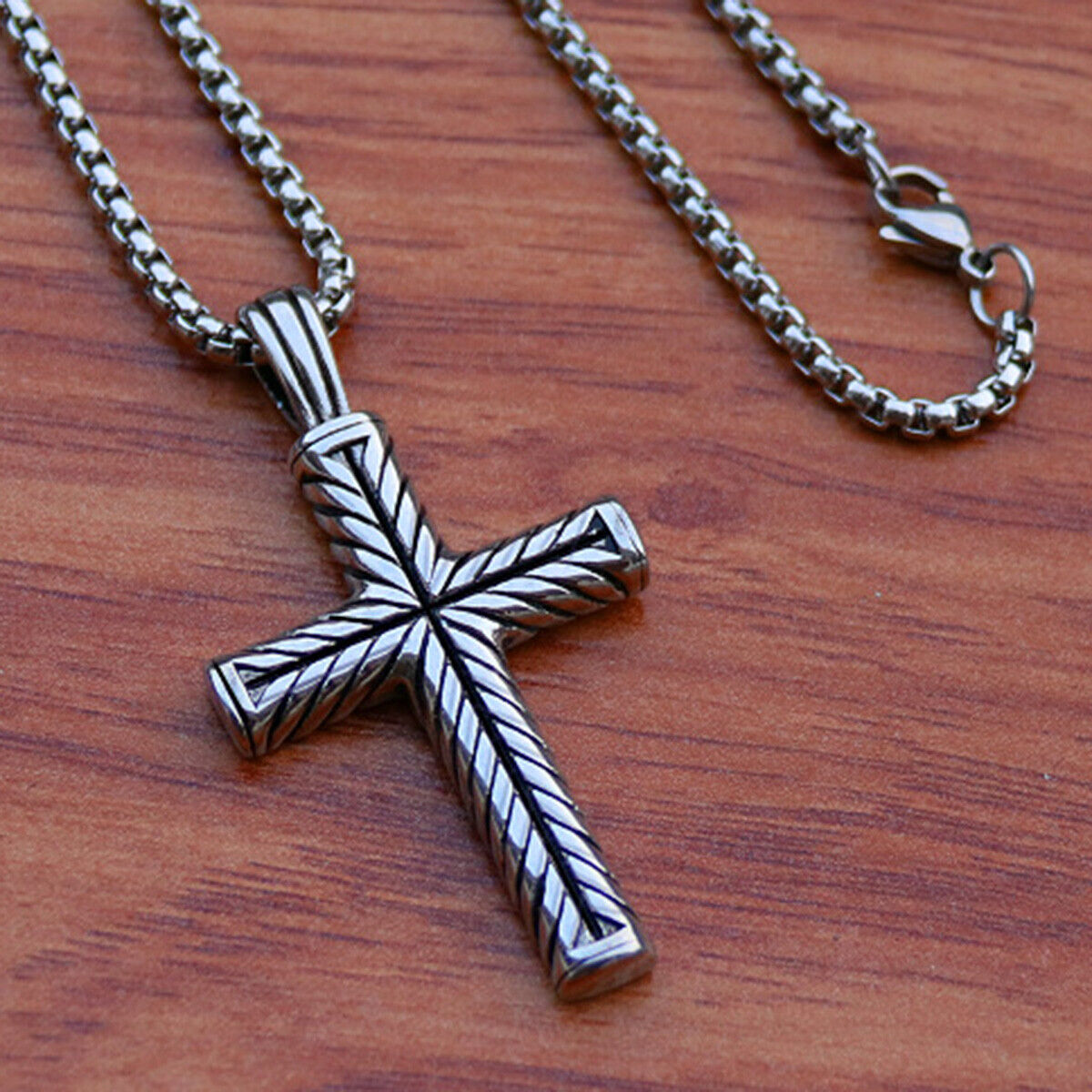 Men Women Vintage Crufifix Cross Charm Pendant Necklace Stainless Steel Silver