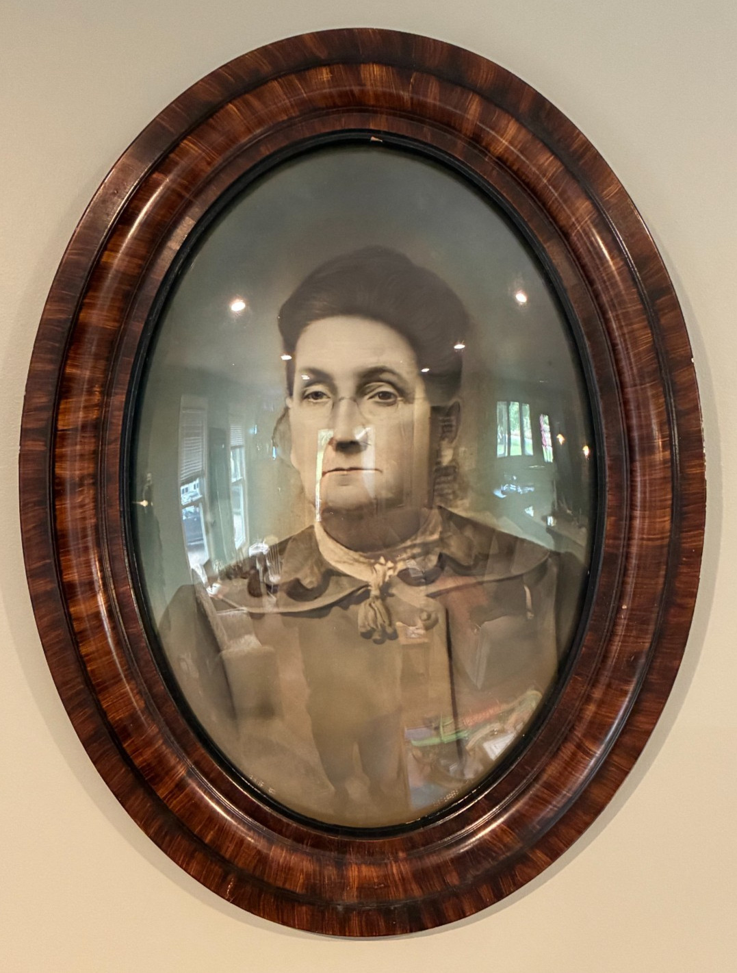 Antique Oval Tiger Wood Frame Convex Bubble Glass Wall Hanging Portrait of Woman