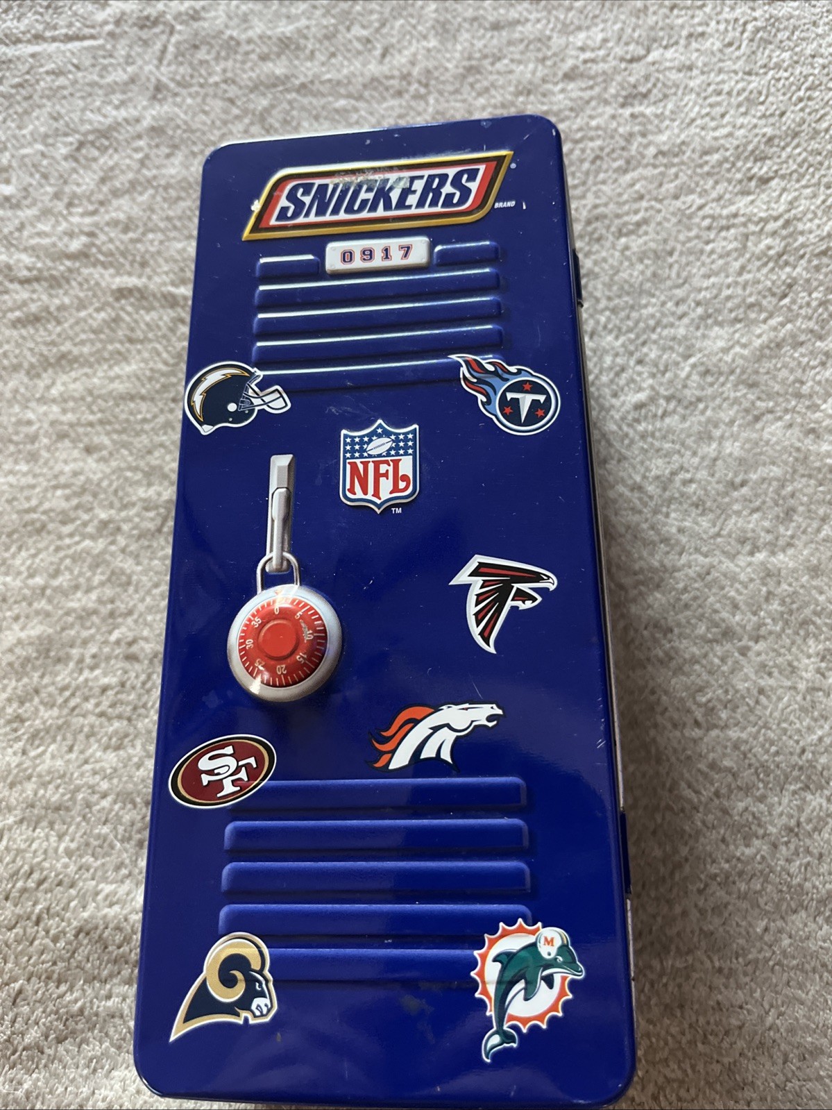Vintage Snickers NFL Combination Lock Tin Locker Promo Collectible Football-Read