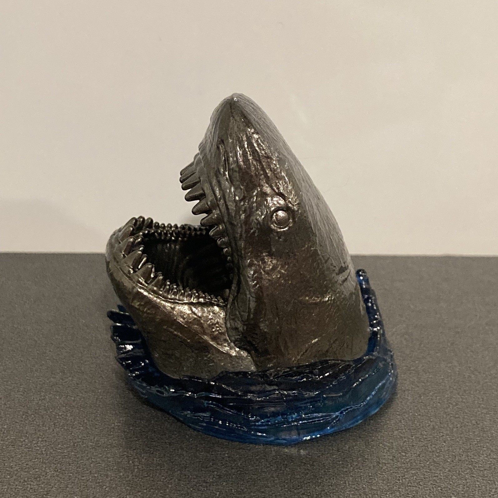 JAWS Shark Vinyl *Secret Metallic* Collectible Figure Bandai Namco Universal  