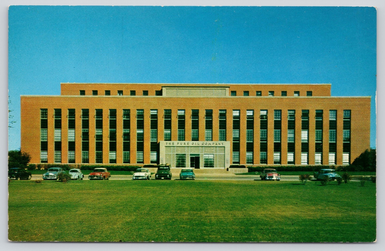The Pure Oil Company, Crystal Lake IL Illinois Postcard 1950s cars parking lot The Pure Oil Company, Crystal Lake IL Illinois Postcard 1950s cars parking lot