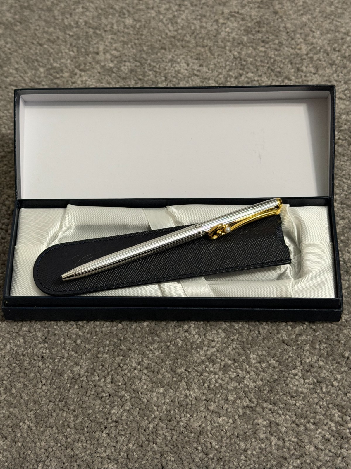 MIKIMOTO International ballpoint pen pearl No Ink