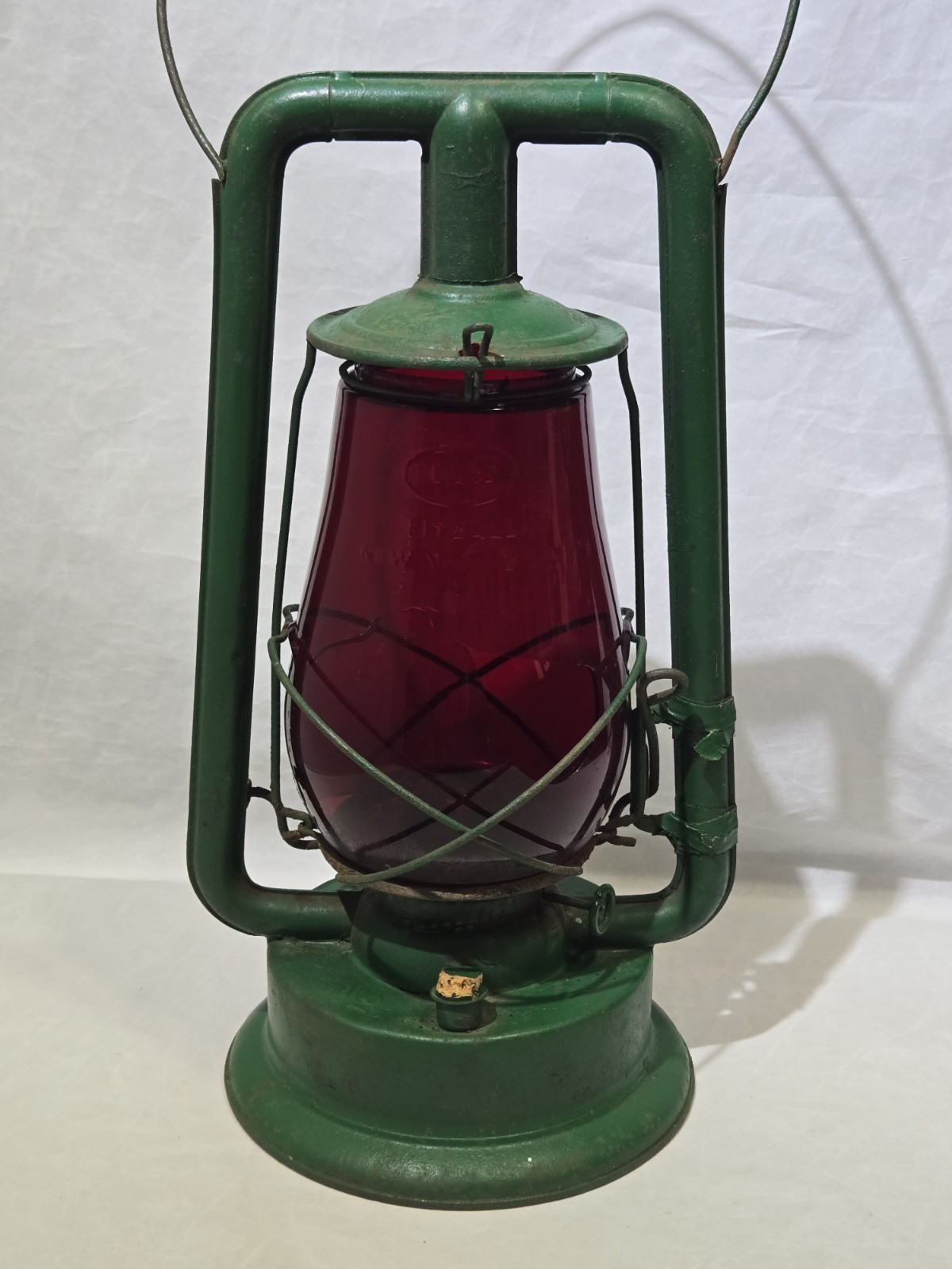 Antique CT Ham No 2 Barn Lantern Red Dietz Fitzall Globe Green Christmas Decor 