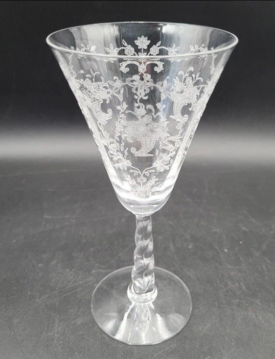 Fostoria Mayflower Etched Water Goblet 7.5” Fostoria Mayflower Etched Water Goblet 7.5”