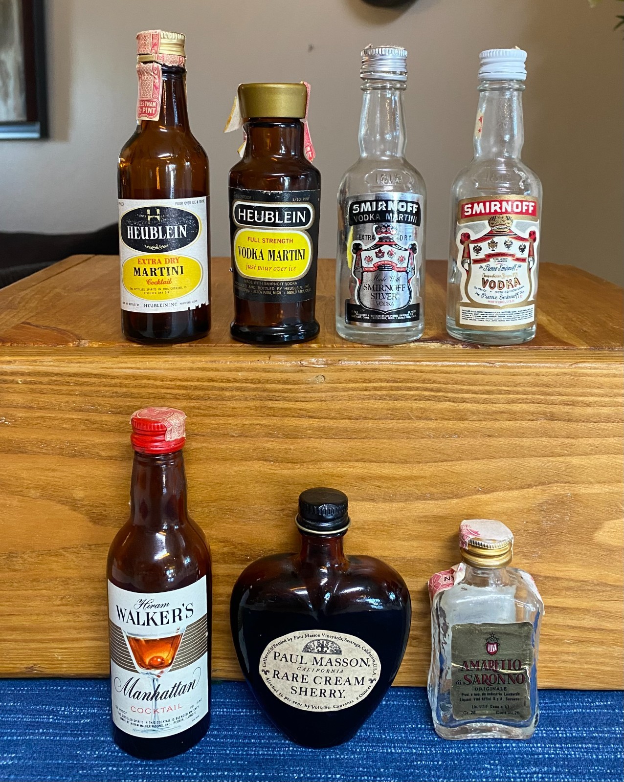 VTG Empty Mixed Lot TWA Mini Glass Bottle Airlines Paul Masson Hueblein Smirnoff