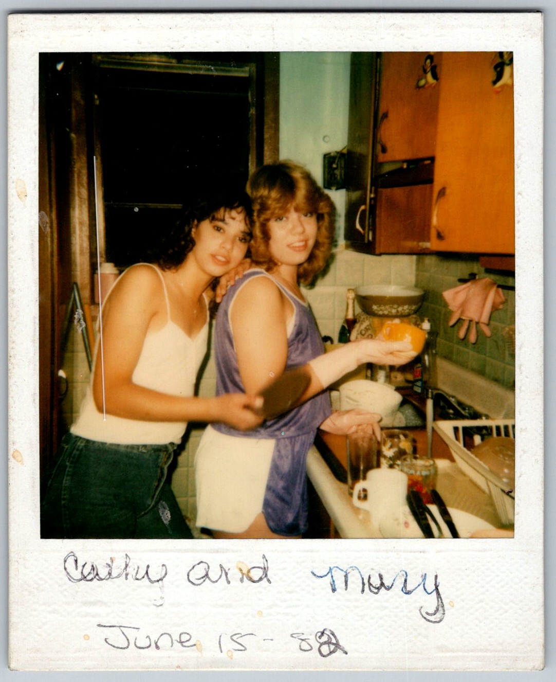 Vtg Polaroid Snapshot Photo Pretty Young Women Kitchen Cathy Mary 1982