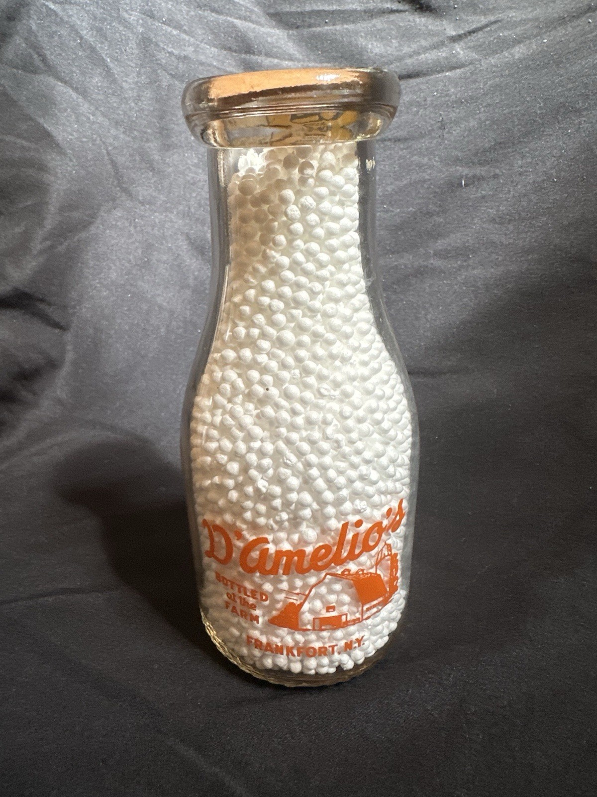1954 D’Amelio’s Dairy Frankfort NY Pint Milk Bottle Orange Pyro Duraglas