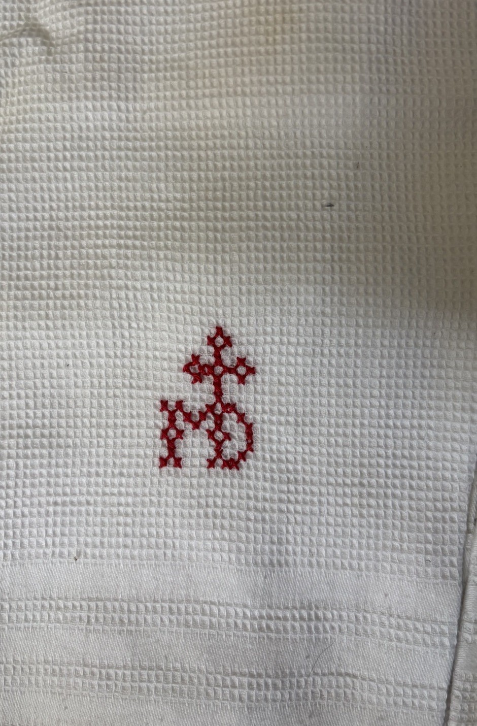 2 Vtg Red Embroidery Religious Symbol Long Fringed Towels MATER DEI - 