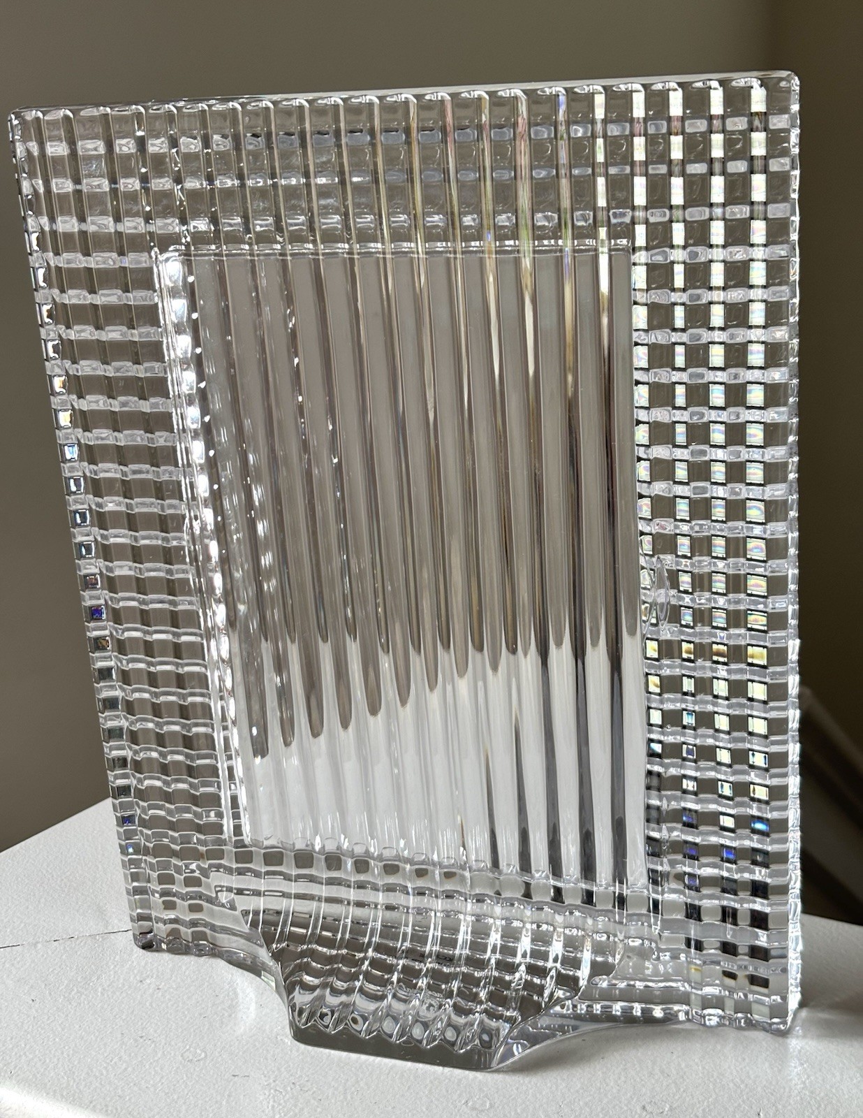 Baccarat EYE Photo Frame Crystal Picture Stand 9 1/4” Tall 5 X 7” Picture W/ Box