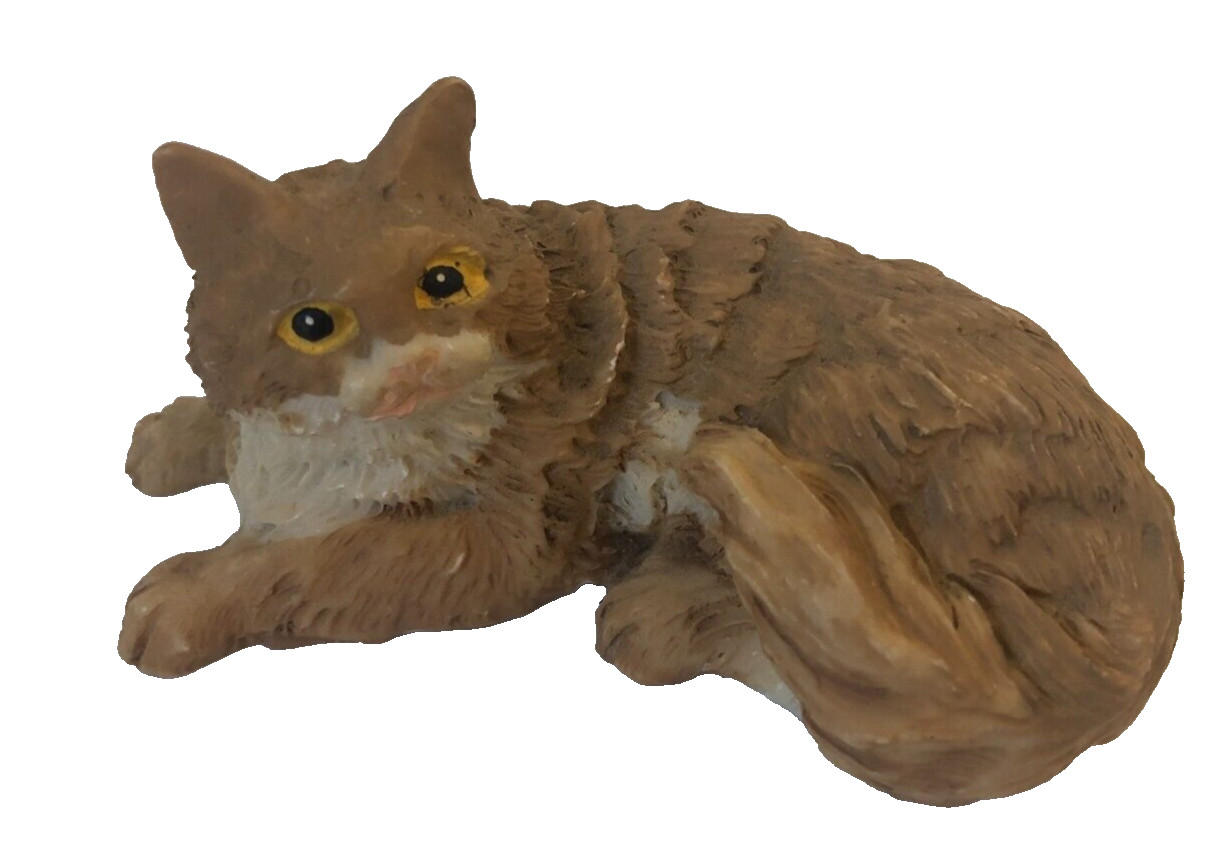 Vintage 1998 Laying Cat Figurine 3.5