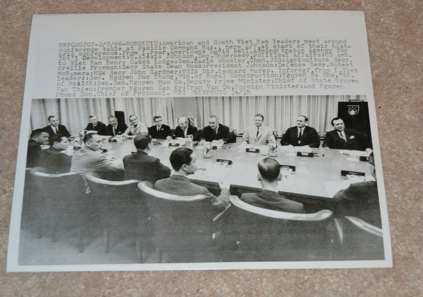 PRESIDENT LYNDON BAINES JOHNSON VINTAGE HAWAII VIETNAM ORIGINAL PRESS PHOTO 