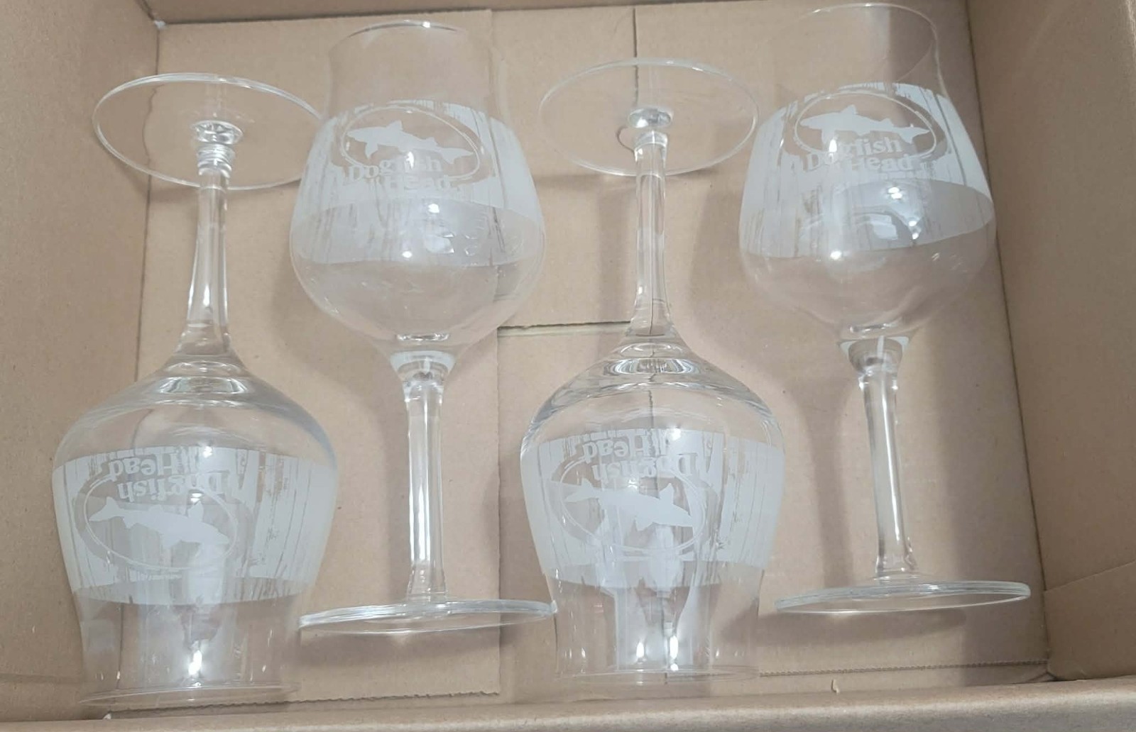 Rare Set of 4 Dogfish Head Craft Brewery Chalice Glasses 12 oz Etched Shark 8