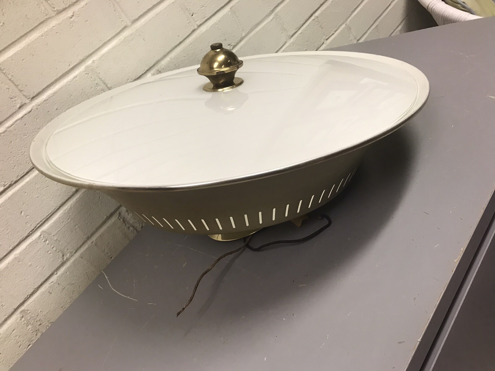 VTG MOE MID CENTURY MODERN CEILING LIGHT FIXTURE 18 X 9” LIGHTOLIER ERA MCM