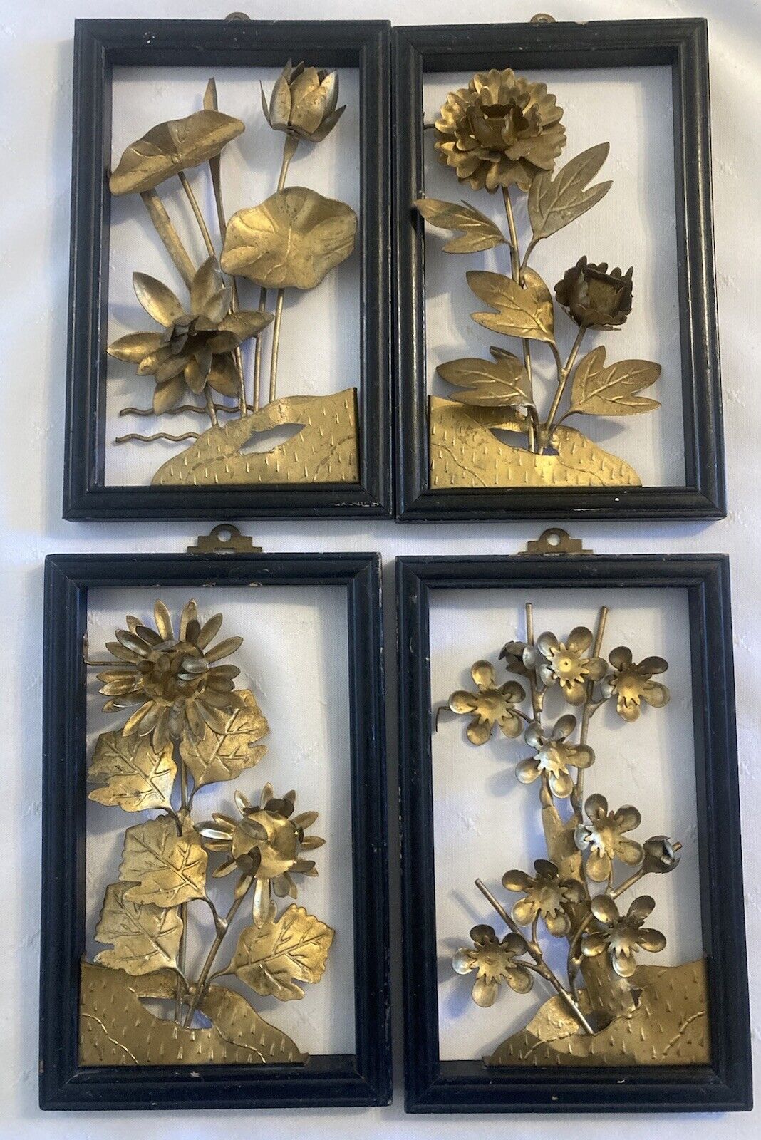 Vintage Brass & Wood Floral Hanging Wall Plaques Flowers Set of 4
