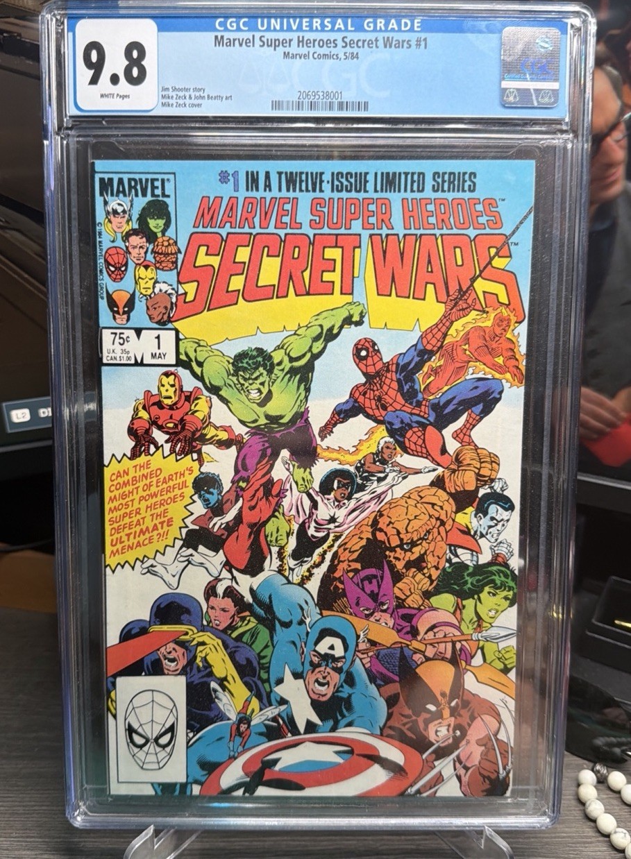 💫 CGC 9.8 Marvel Super Heroes Secret Wars #1  • Classic 1984 White Pages