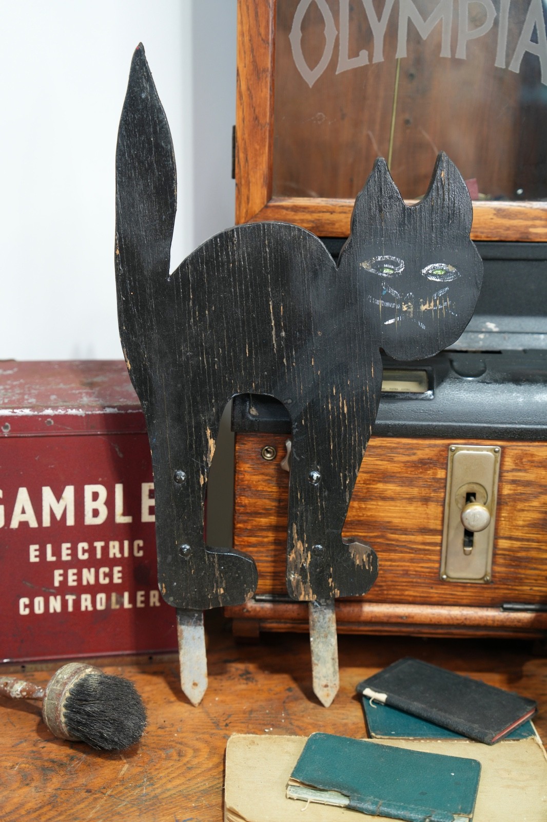 Vintage Halloween Black Cat Arched Back wood Decoration Sign Antique