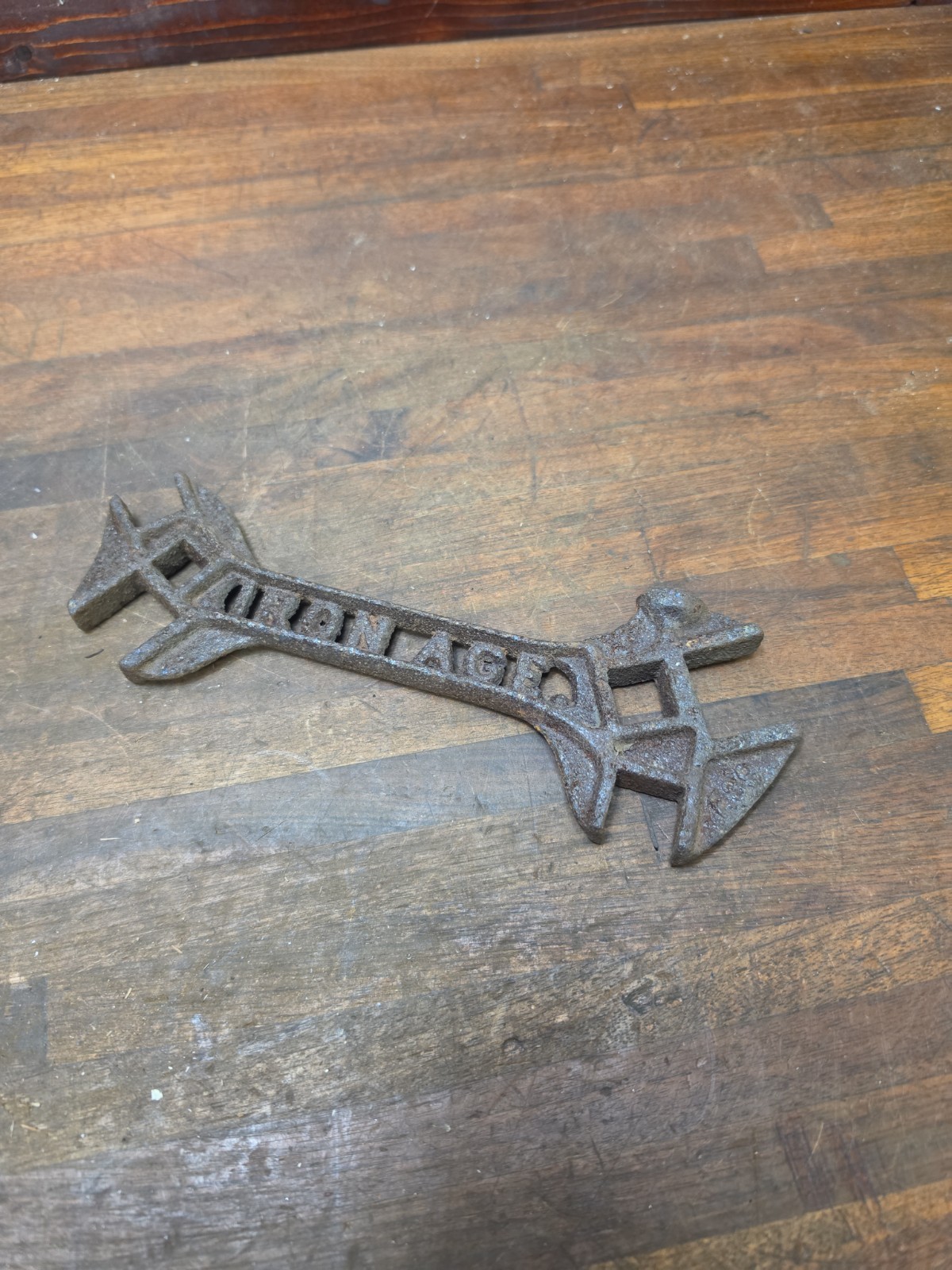 P16- Antique cut out  Iron Age Wrench E39 Cast Iron RUSTY
