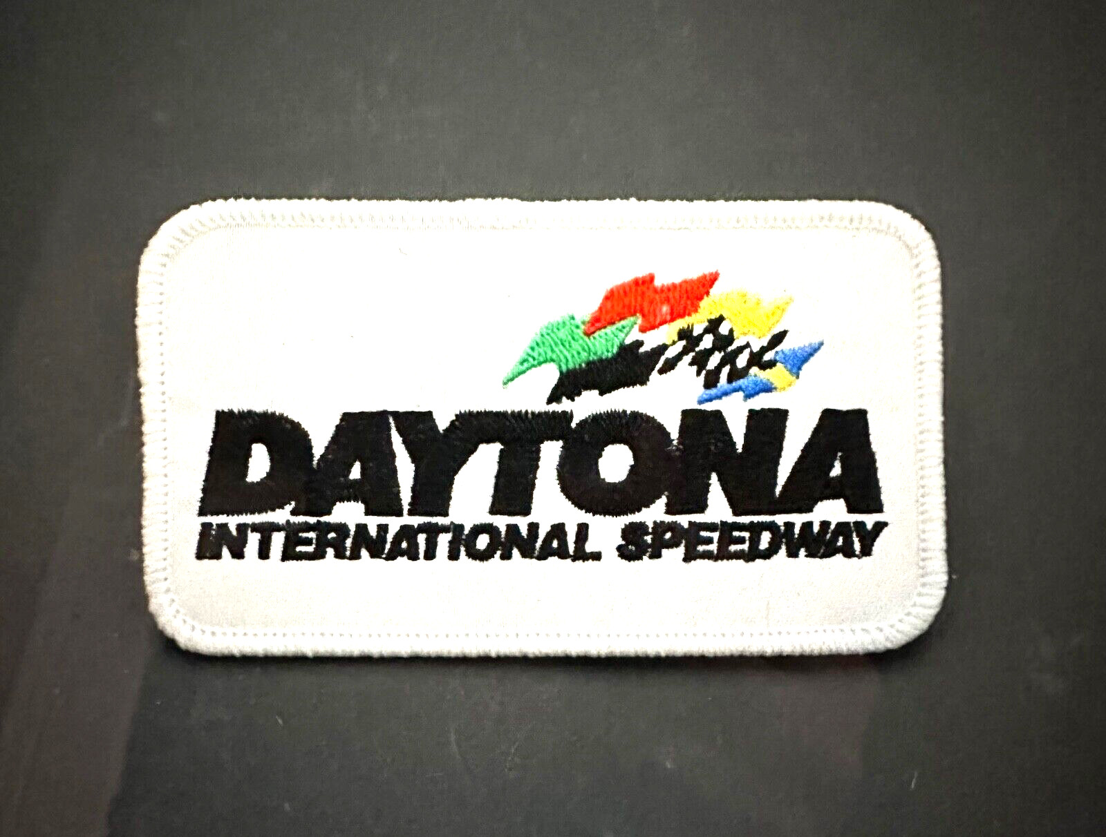 RARE DAYTONA INTERNATIONAL SPEEDWAY EMBROIDERED SEW-ON, IRON-ON PATCH...