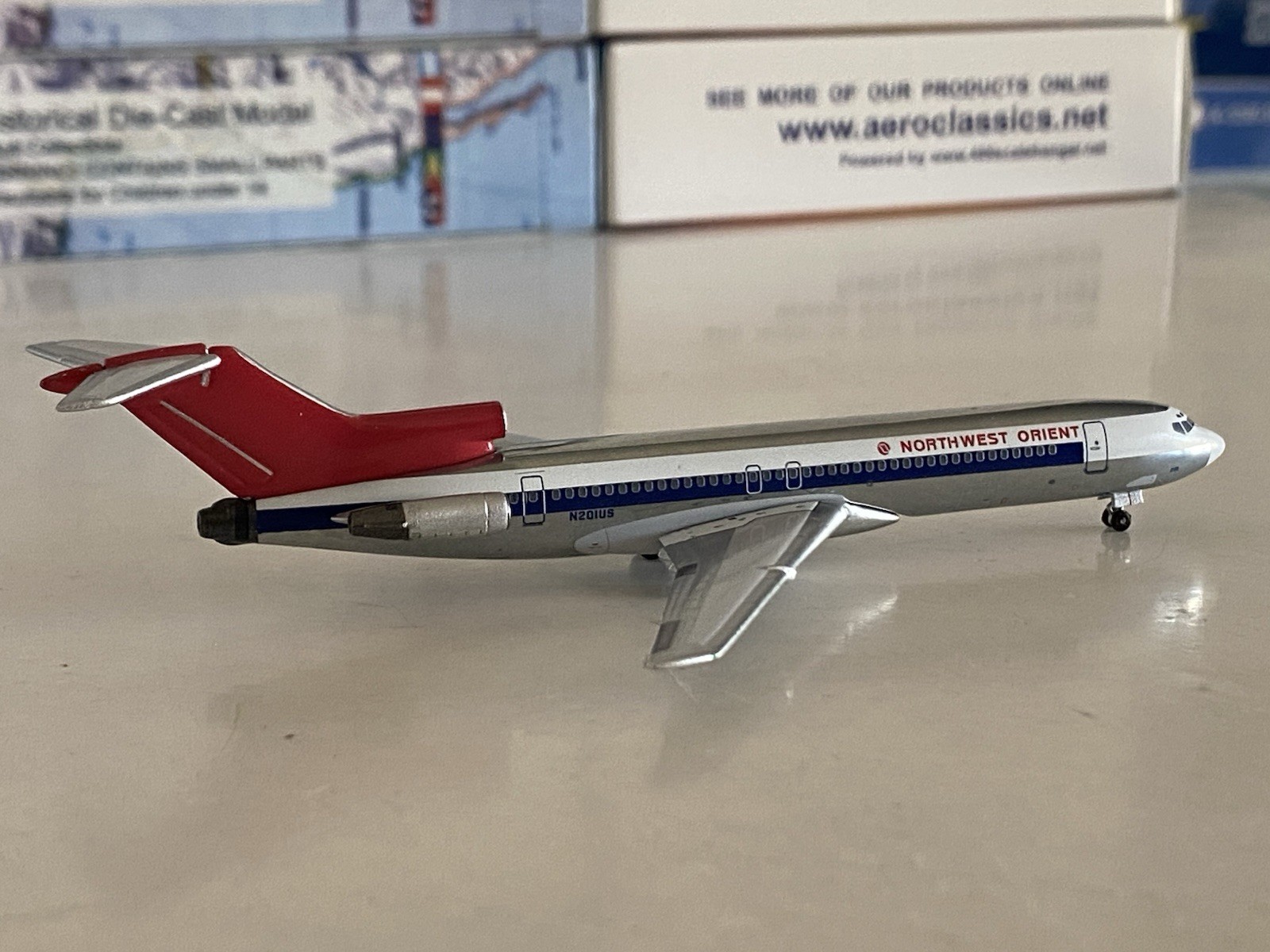 Aeroclassics Northwest Orient Boeing 727-200 1:400 N201US ACN201US