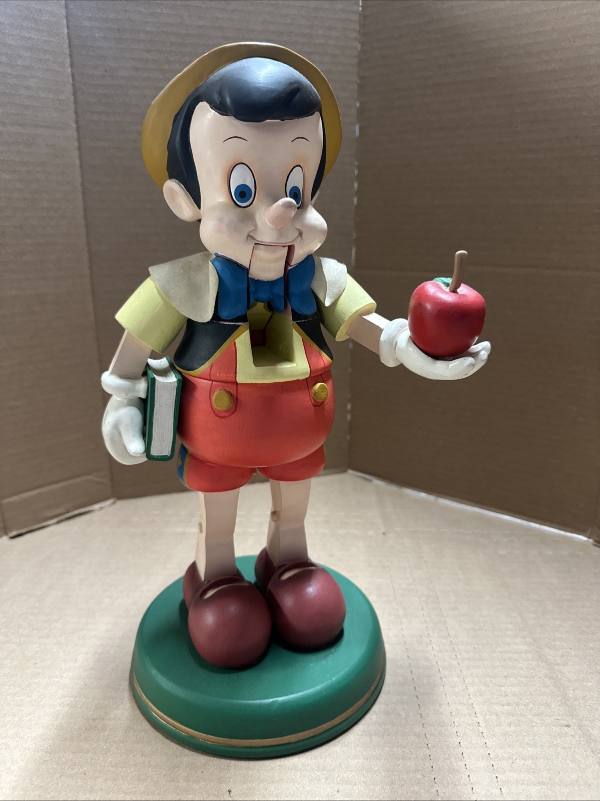 Pinocchio Wood Nutcracker 15\
