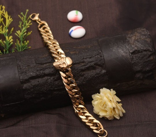Glossy Golden Stainless Steel Bracelet Glossy Golden Stainless Steel Bracelet