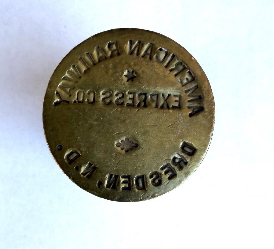 RAILROAD WAX SEALER - AMERICAN RAILWAY EXPRESS  -  DRESDEN  NORTH  DAKOTA