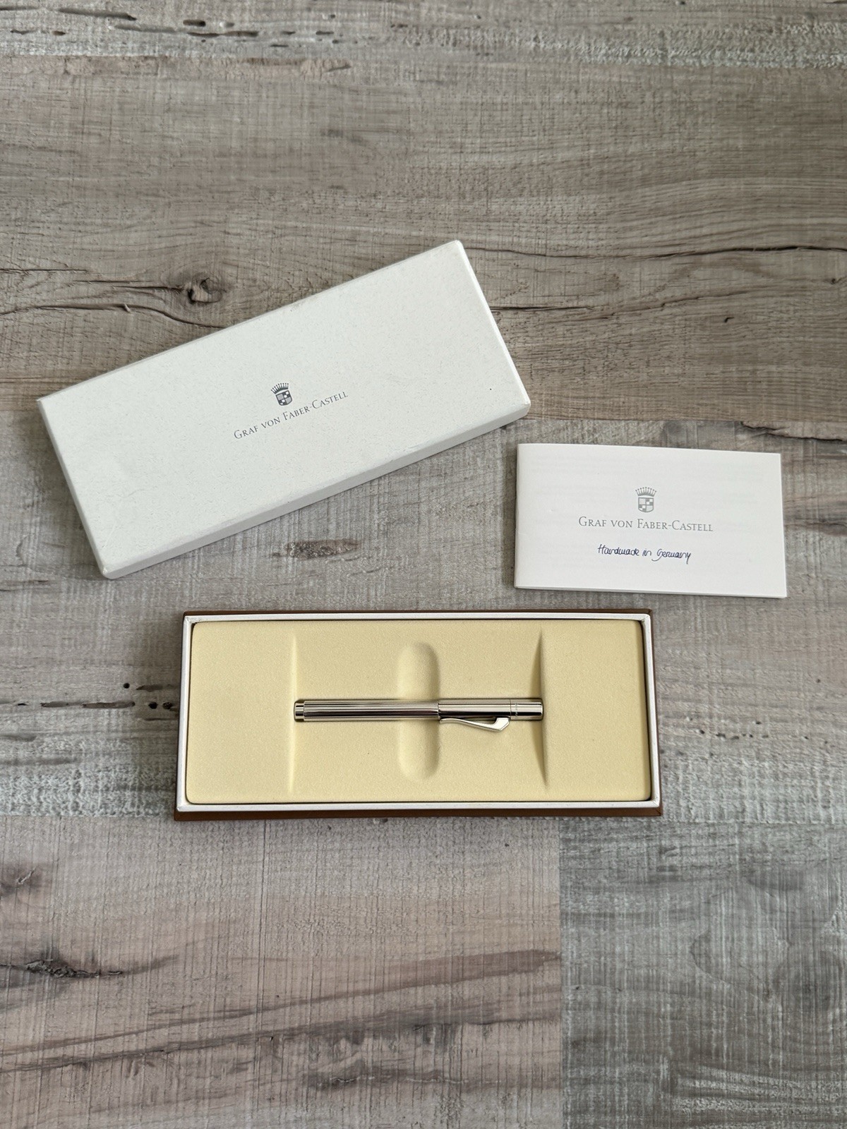 GRAF VON FABER-CASTELLPlatinum Pocket Pen