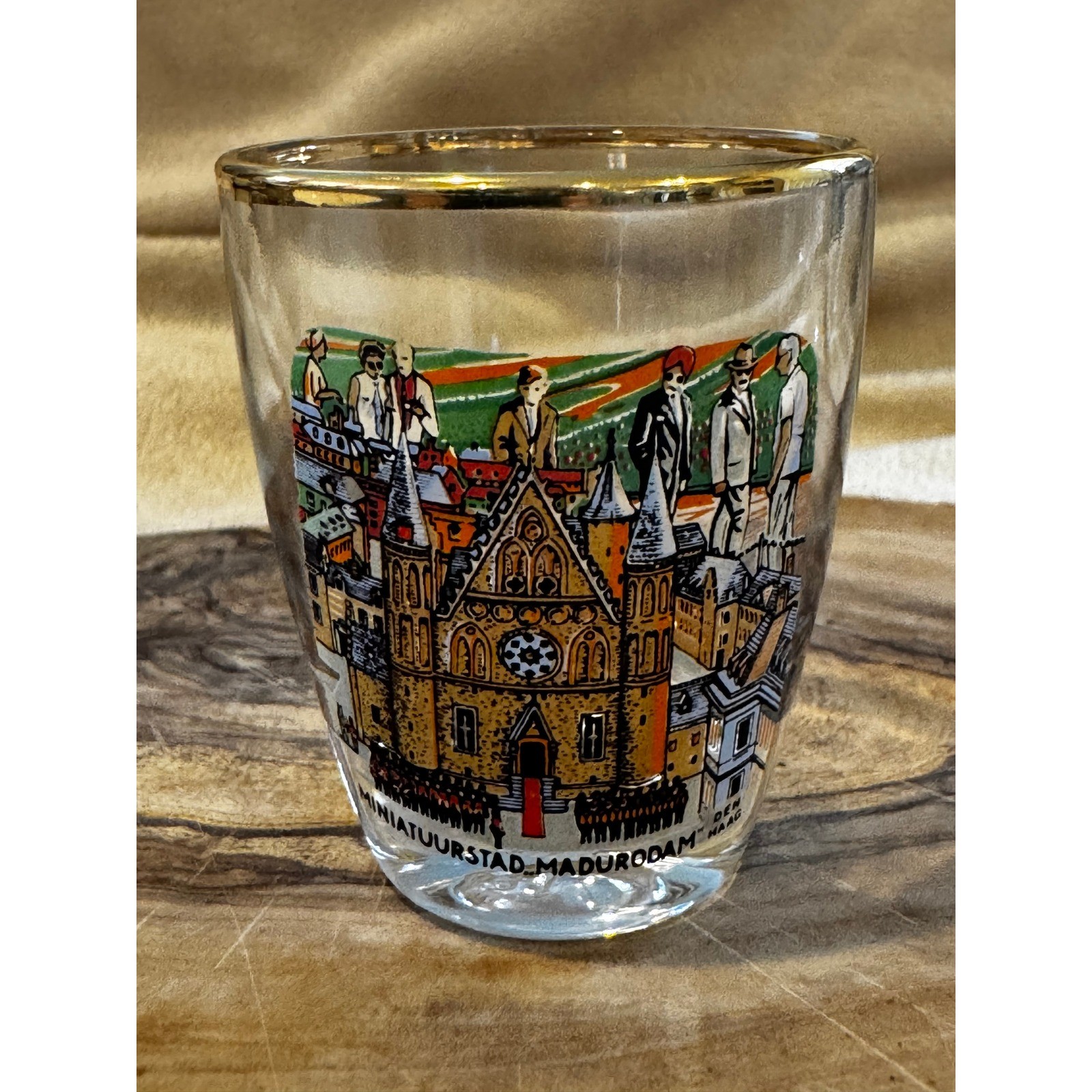 Vintage Madurodam Den Haag Netherlands Souvenir Shot Glass Gold Rim France Clear