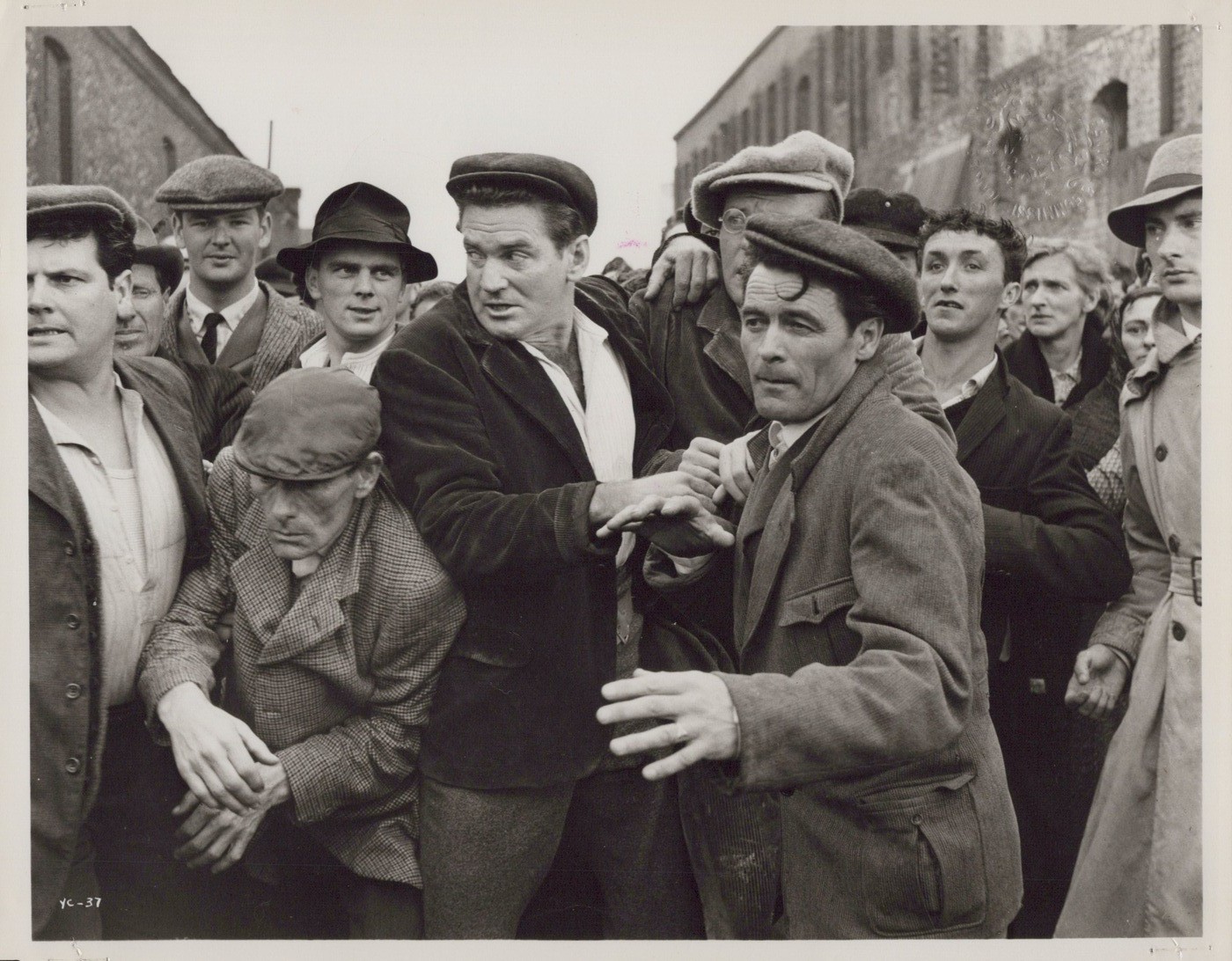 Young Cassidy Rod Taylor Dublin Ireland Riot Crowd 1965 - Original Movie Photo
